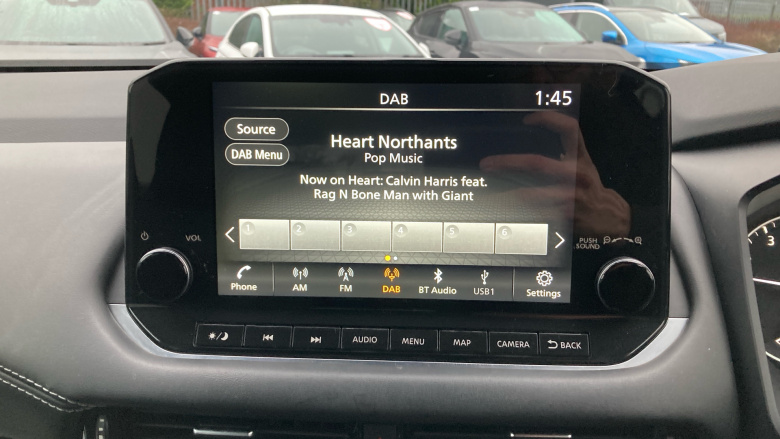 Nissan Qashqai 1.3 DiG-T MH N-Connecta 5dr Petrol Hatchback